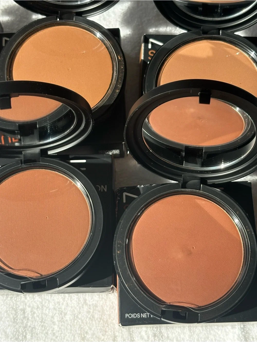 Mac Pressed Powder Bronzer & Contour Palette - Cream to Deep Brown Shades